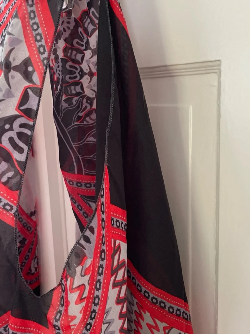 Lightweight Geometric & Sun Motif Scarf in Black, Red, Gray